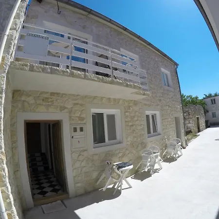 بيت ضيافة And By The Sea Bibinje, Zadar - 6199 2*